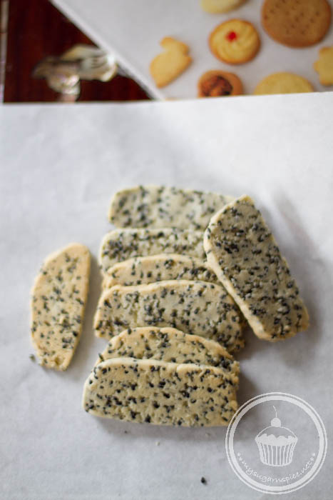 Salt & Sesame Biscuits